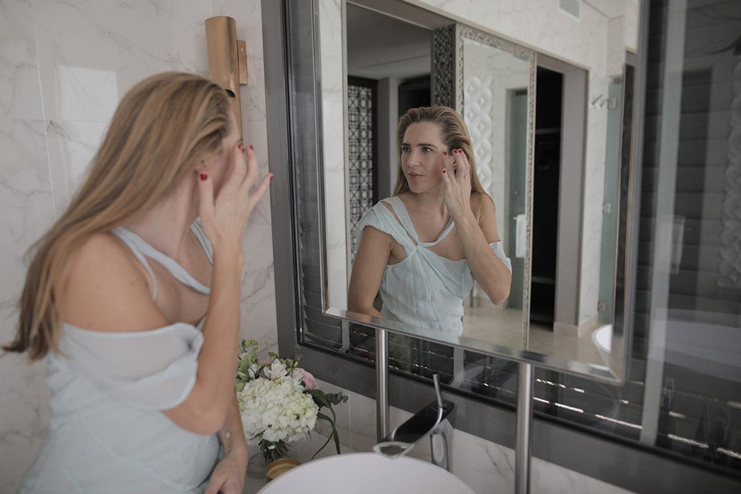 Breakouts: Keep Spots Away Before Your Holiday Party