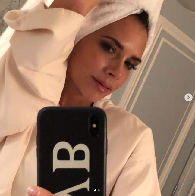 Get the Glow: Victoria Beckham